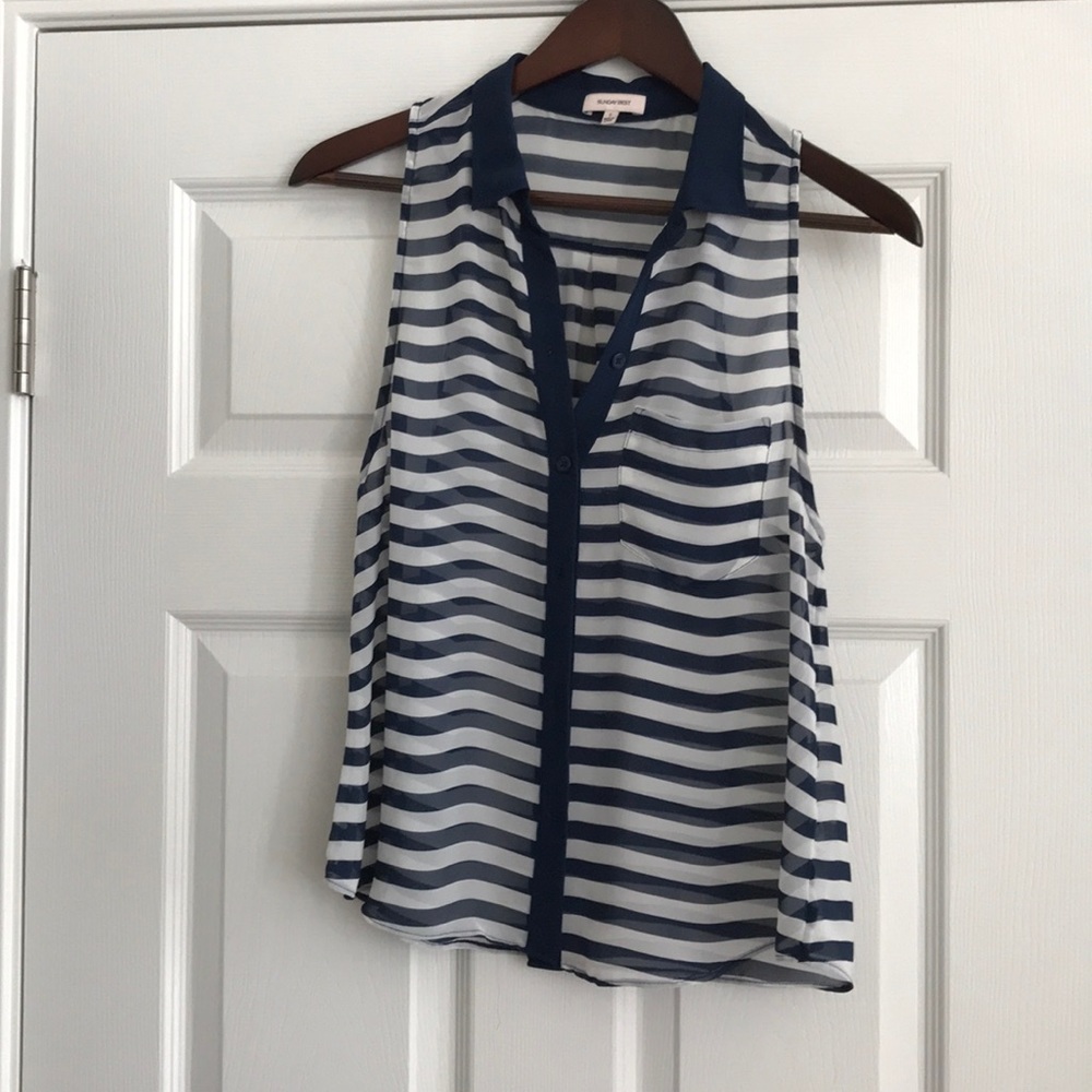Aritzia sheer sleeveless tunic